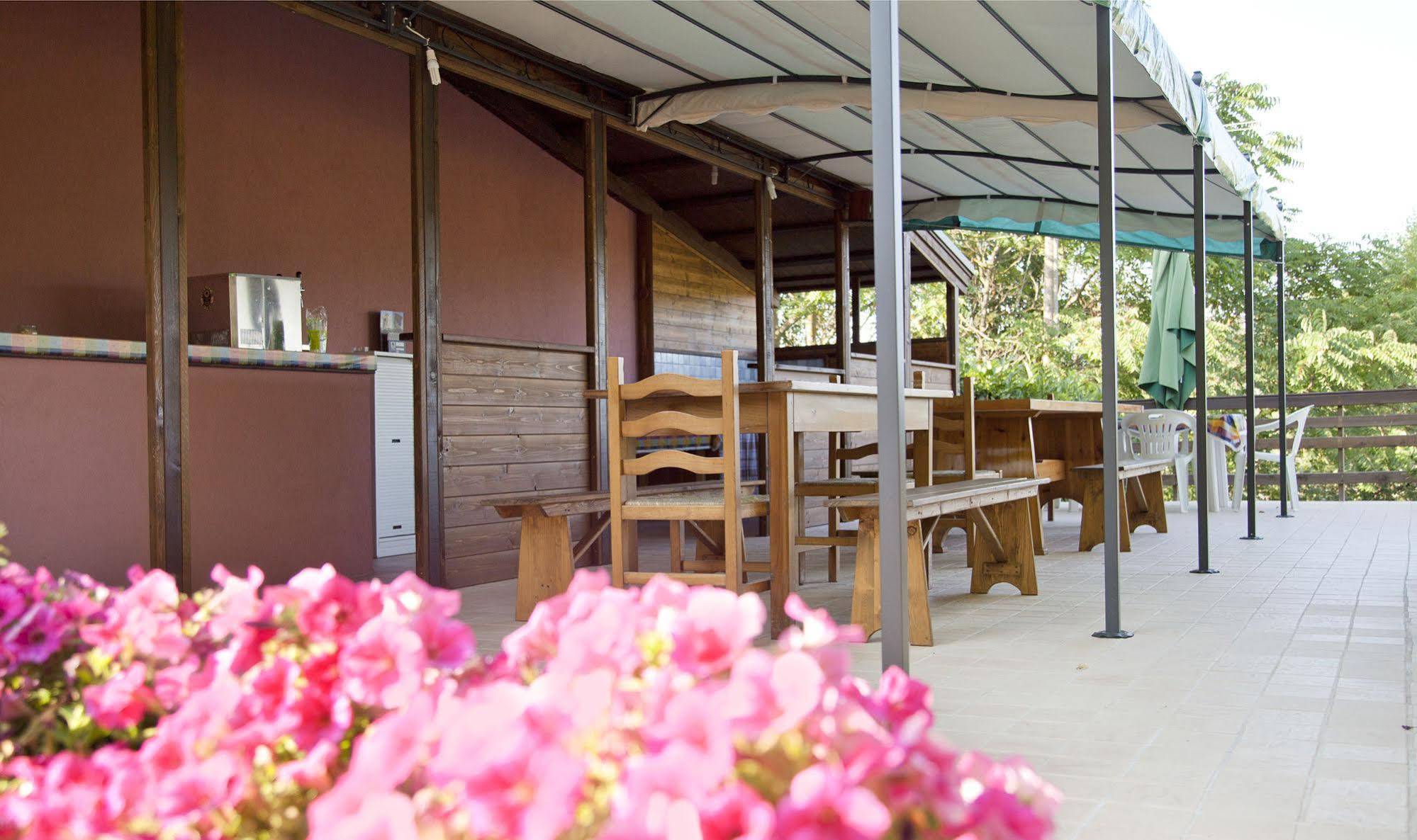 Country House Angelo Blu Urbania Exterior foto