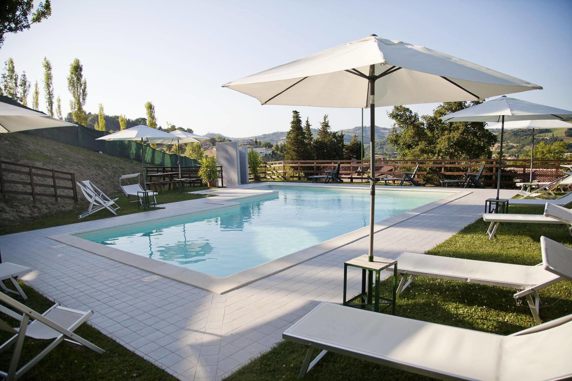 Country House Angelo Blu Urbania Exterior foto